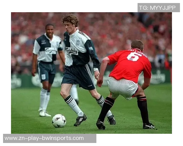 利物浦足球俱乐部在深圳开设新店名宿麦克马纳曼亲临助阵庆祝活动 利物浦足球俱乐部在深圳开设新店名宿麦克马纳曼亲临助阵庆祝活动